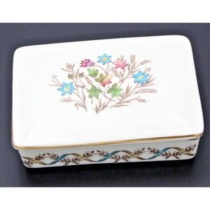 Vintage Wedgewood Columbia Bone China Cigarette Box, Trinket Box Sandringham N60
